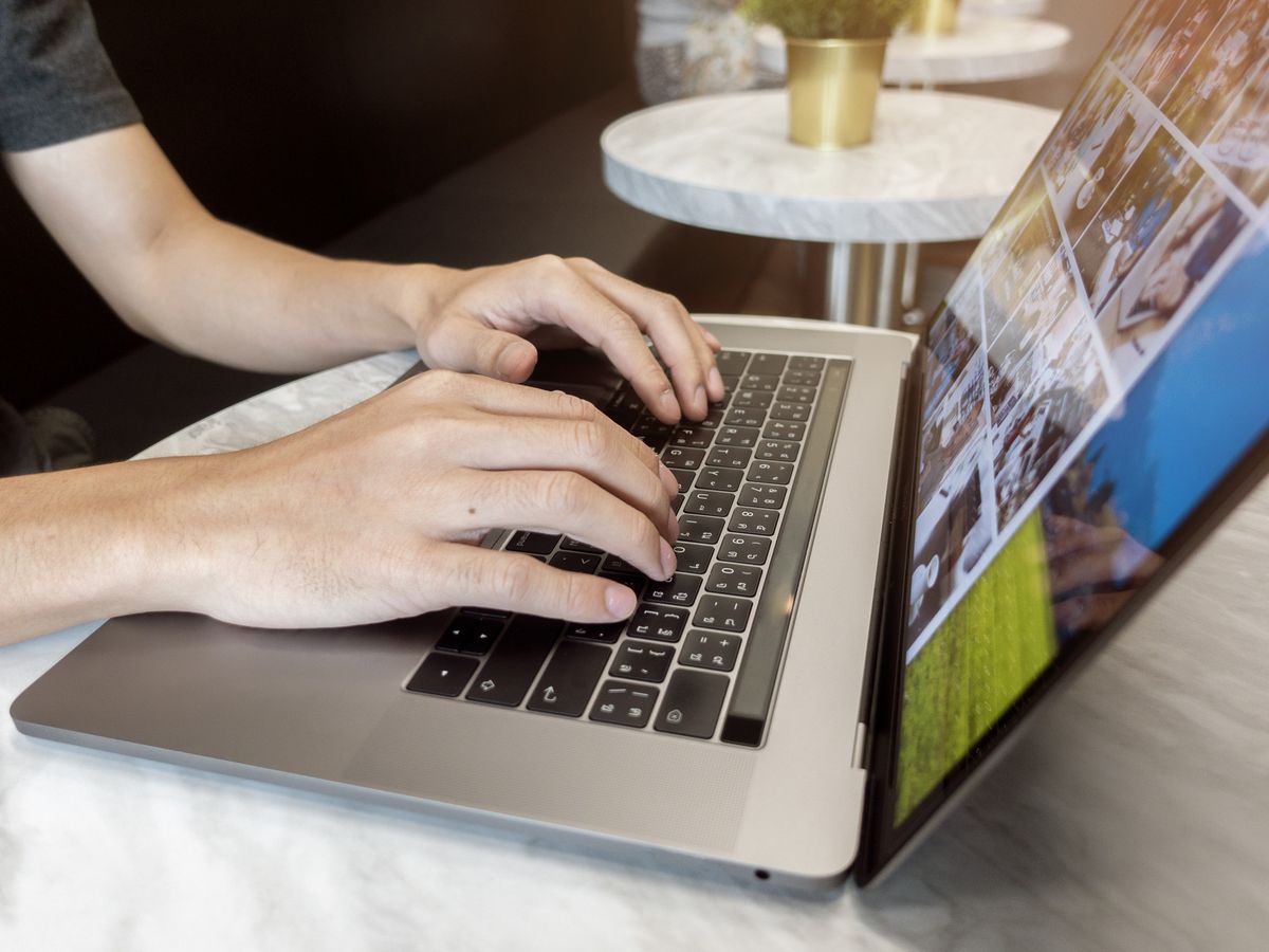 Jak stworzyć nowoczesną stronę internetową dla sektora odnawialnych źródeł energii